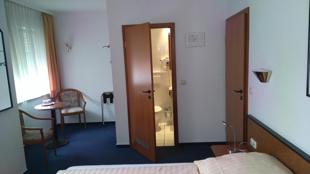 Hotel Loewensteiner Hof Haus Am Neuplatz Wertheim Exteriör bild